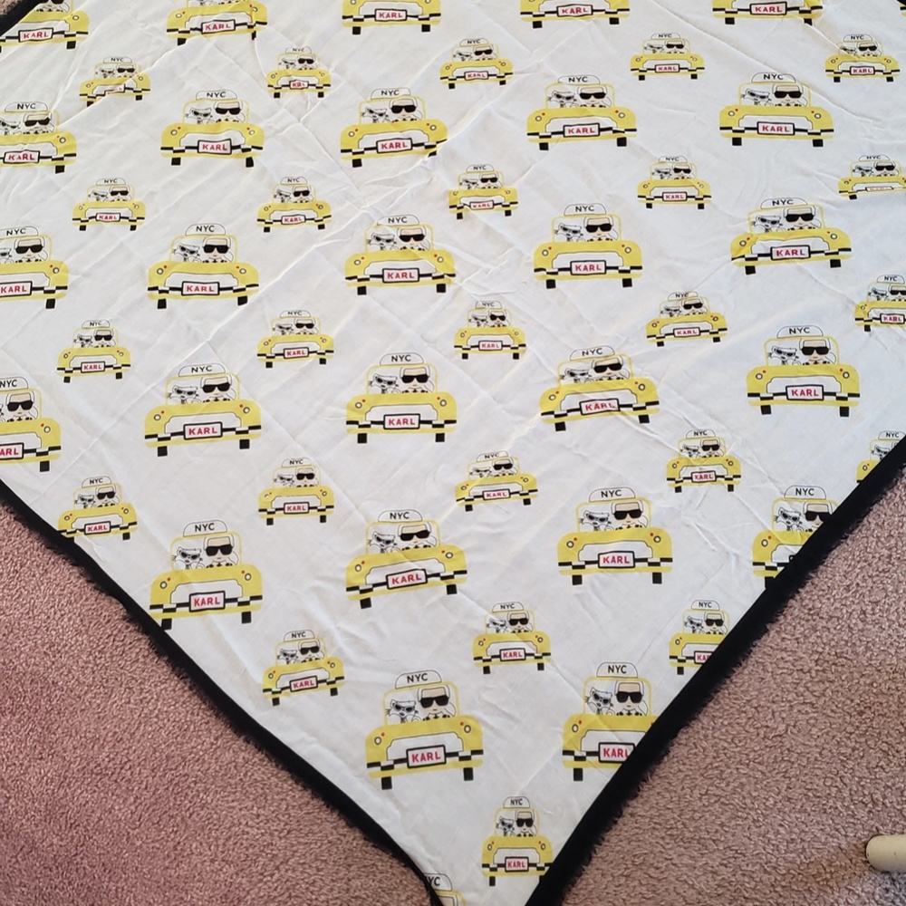 NWT Karl Lagerfeld Ikonik Print Silk Modal Large Square Frayed Edges Black Scarf - Picture 8 of 15